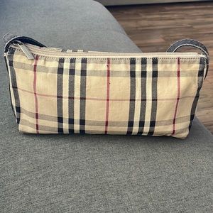 Burberry canvas should bag